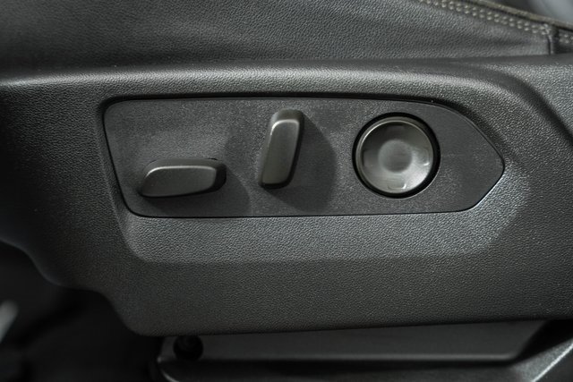 Used 2024 Chevrolet Tahoe High Country image 42