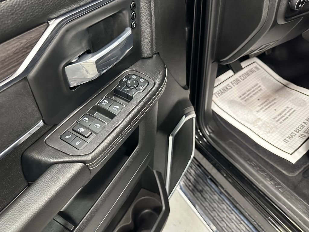 Used 2026 RAM 2500 Laramie image 9