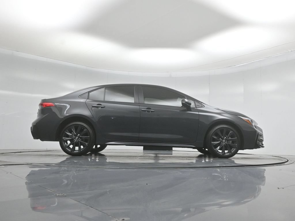 Used 2026 Toyota Corolla SE FWD image 42