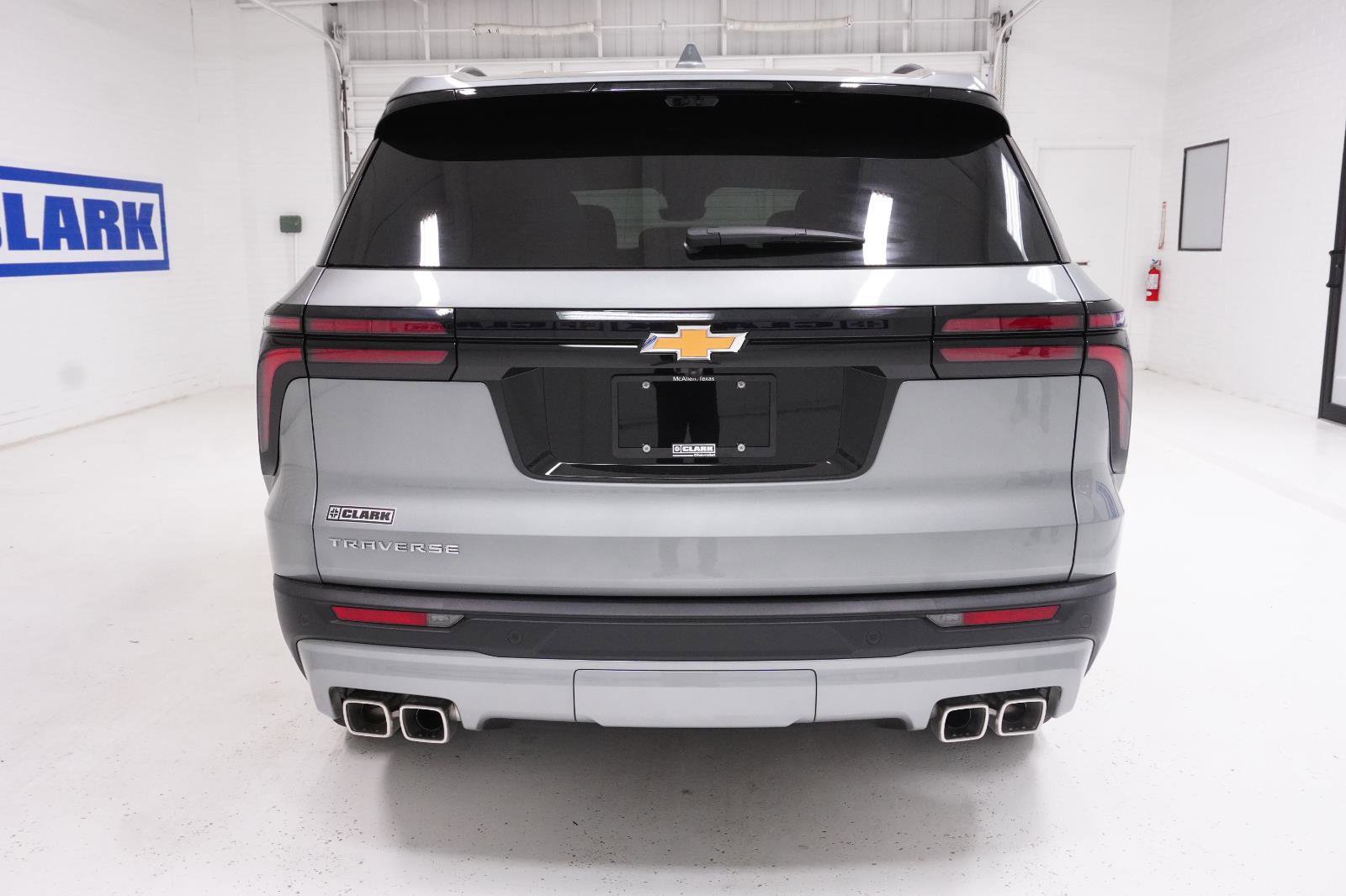 New 2026 Chevrolet Traverse LT w/ Sun and Wheel Package image 6