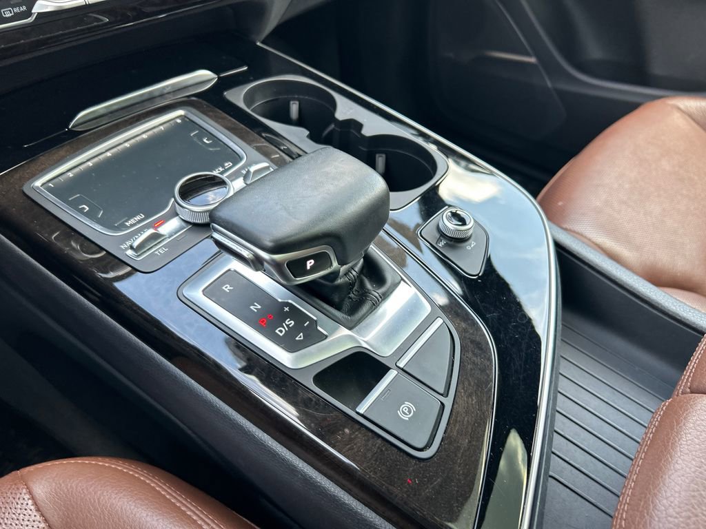 Used 2018 Audi Q7 3.0T Prestige AWD/4WD image 27