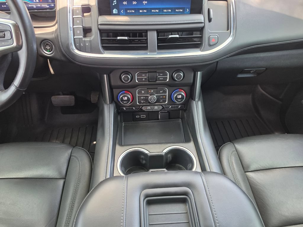 Used 2023 Chevrolet Suburban Z71 w/ Luxury Package AWD/4WD image 27