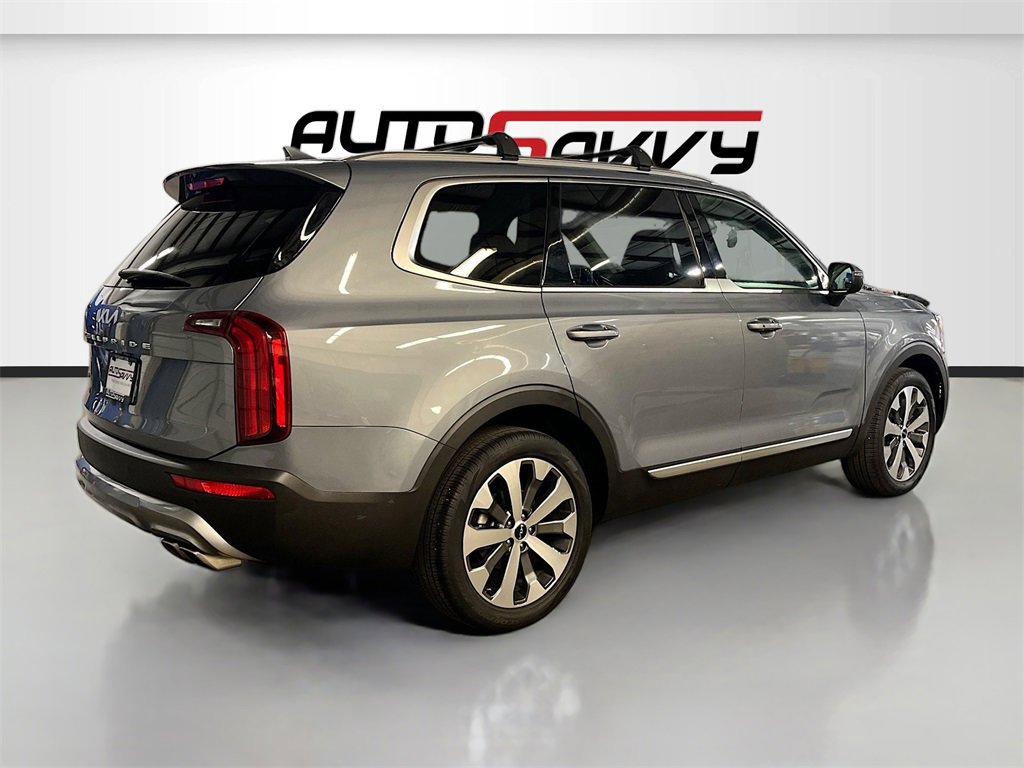 Used 2022 Kia Telluride S image 7