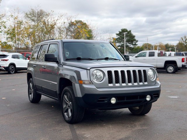 Used 2015 Jeep Patriot High Altitude AWD/4WD image 3