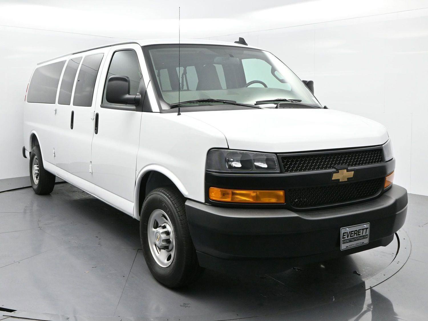 Used 2025 Chevrolet Express 3500 LS image 2