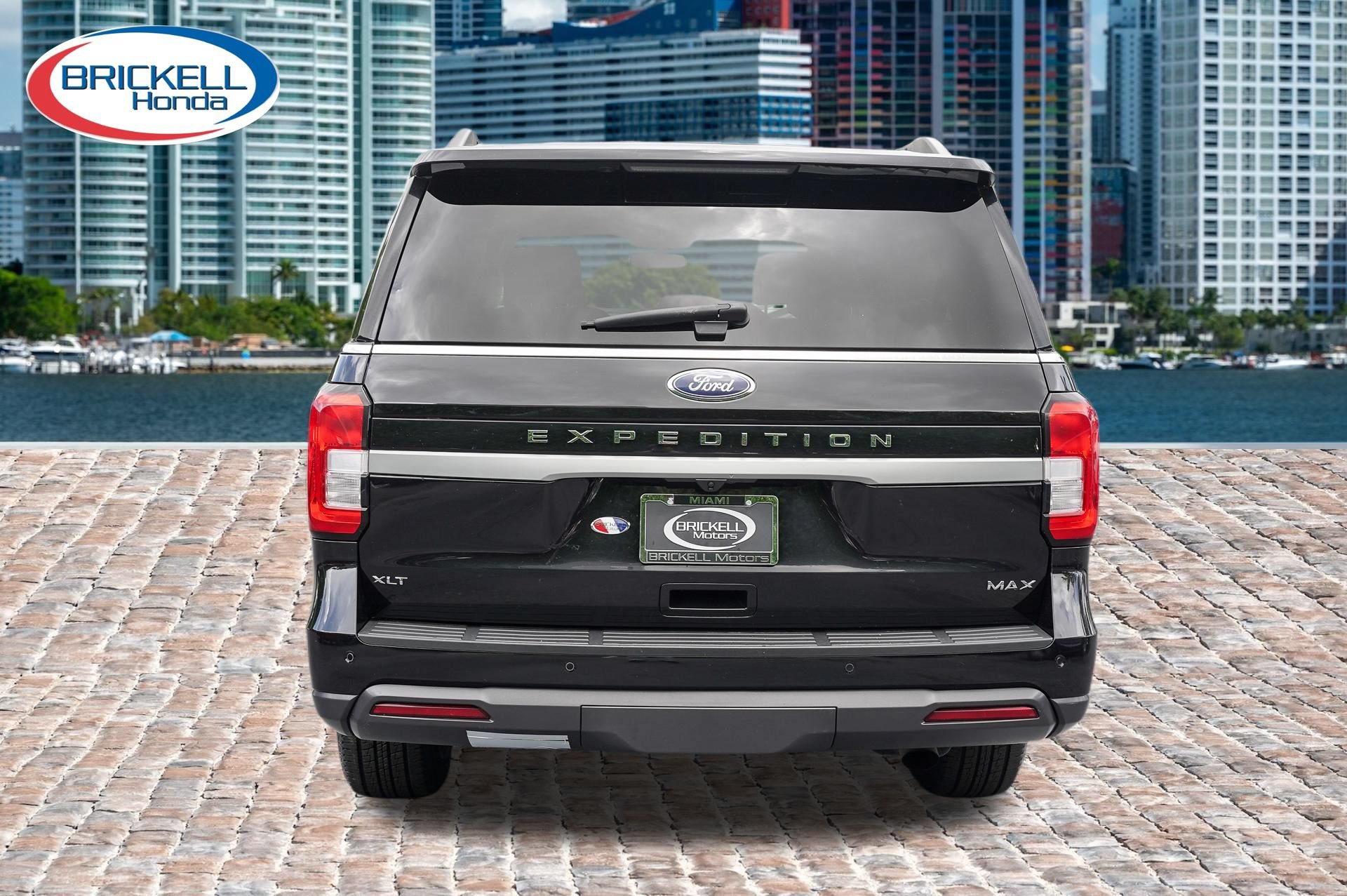 Used 2024 Ford Expedition Max XLT RWD image 6