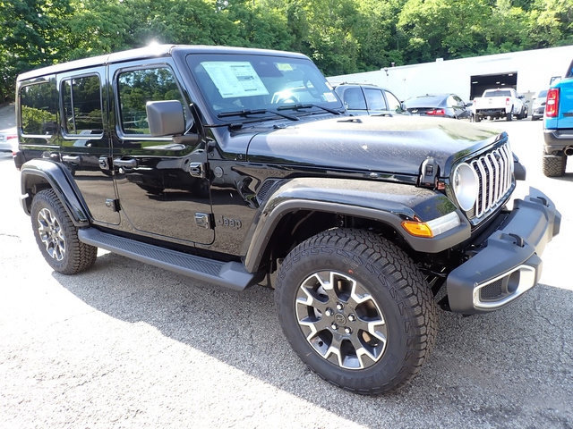 New 2026 Jeep Wrangler Unlimited Sahara w/ Safety Group AWD/4WD image 10