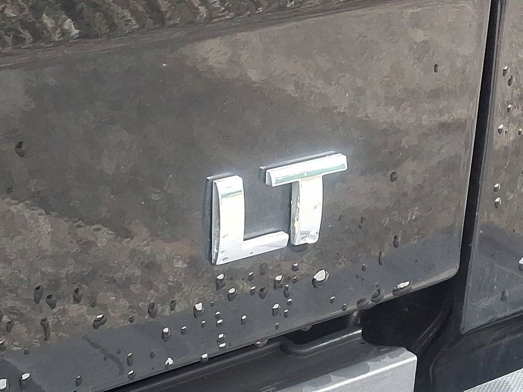 Used 2018 Chevrolet Silverado 1500 LT w/ All Star Edition image 30