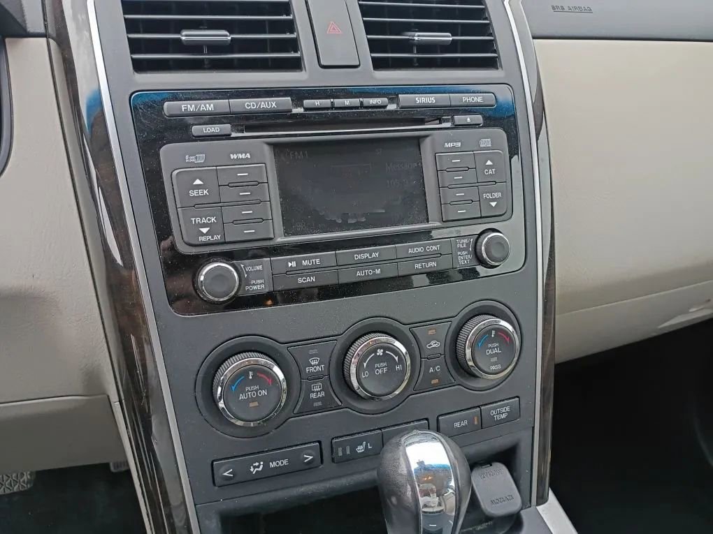 Used 2012 MAZDA CX-9 Grand Touring w/ Moonroof & Bose Audio Pkg FWD image 11