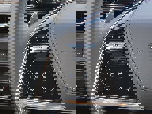 Certified 2026 Cadillac Escalade Platinum Sport image 16