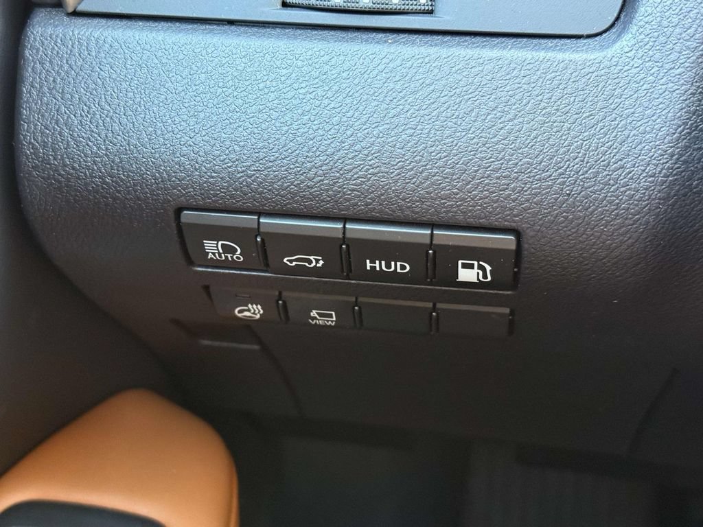 Used 2021 Lexus RX 450h AWD w/ Luxury Package image 23