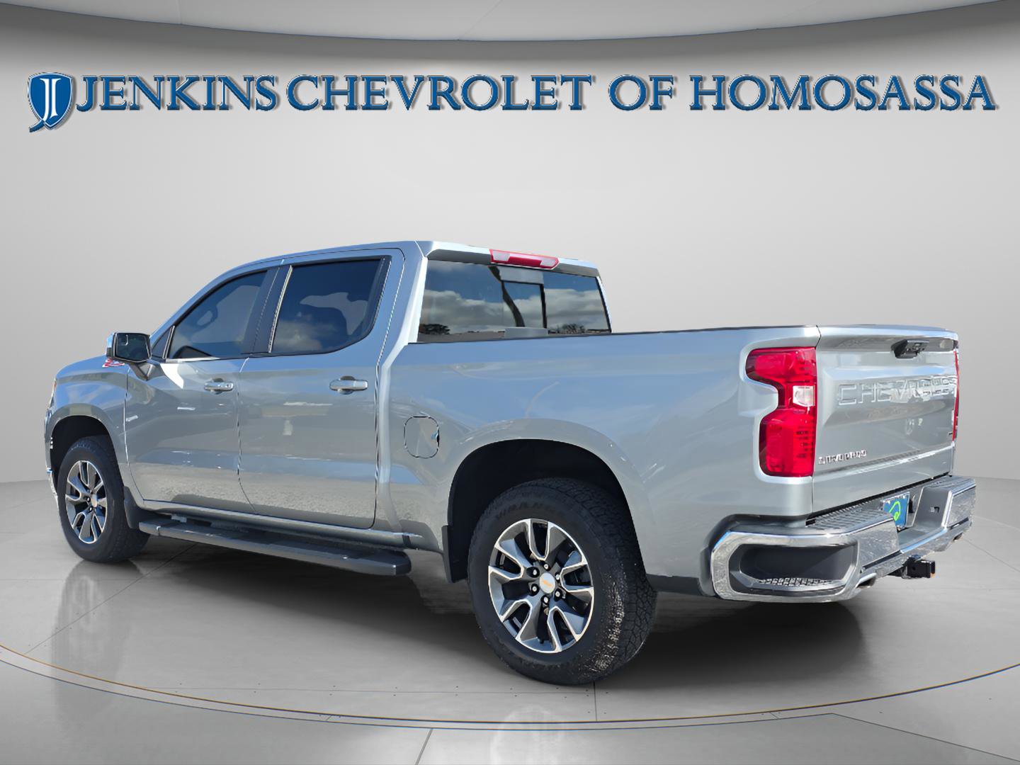 Used 2025 Chevrolet Silverado 1500 LT w/ Z71 Off-Road Package image 4