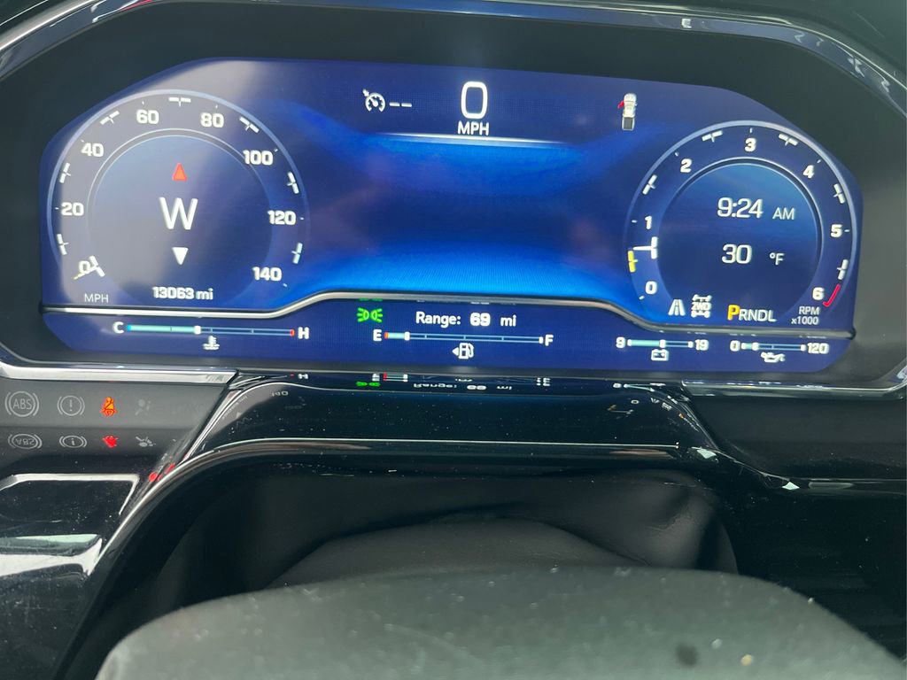 Used 2025 Chevrolet Silverado 1500 LT image 13