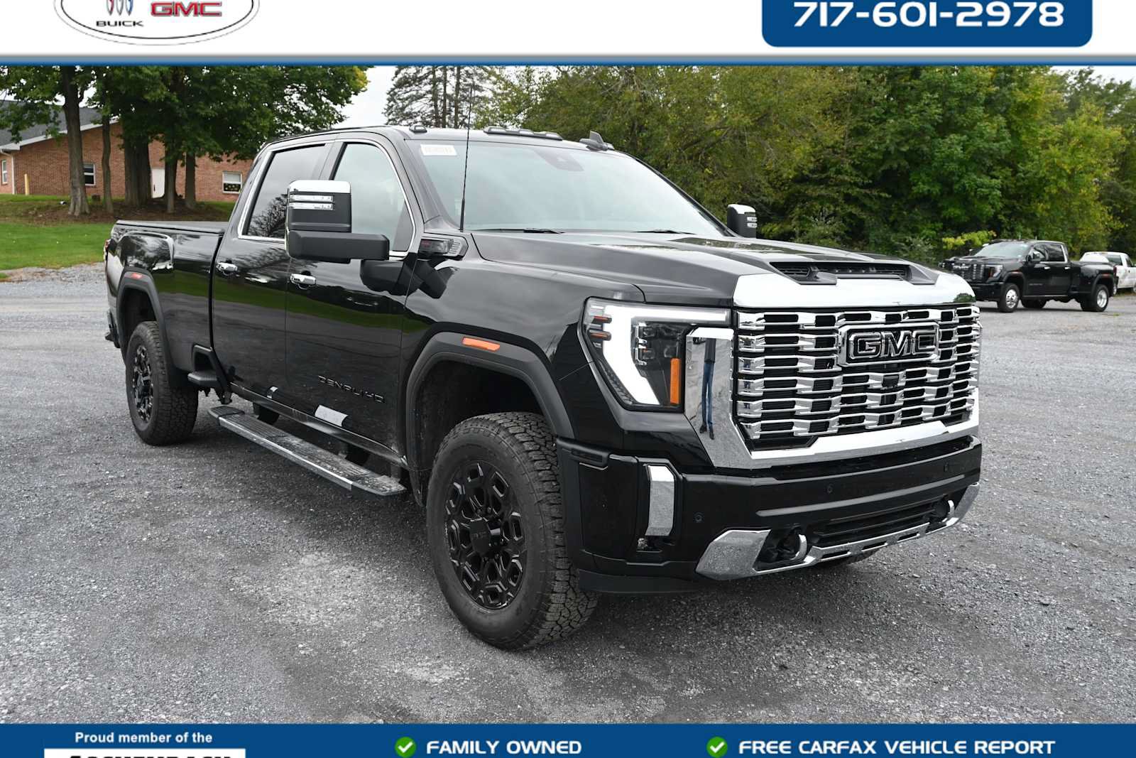 New 2026 GMC Sierra 3500 Denali w/ Technology Package AWD/4WD image 1