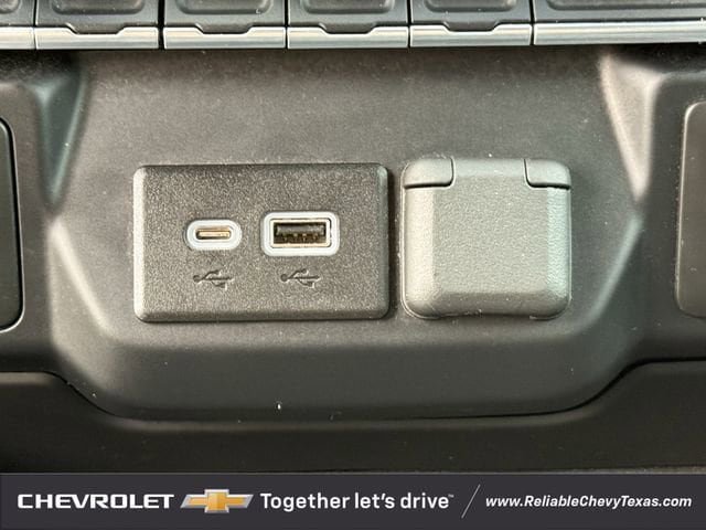 Used 2021 Chevrolet Silverado 1500 LT Trail Boss AWD/4WD image 20