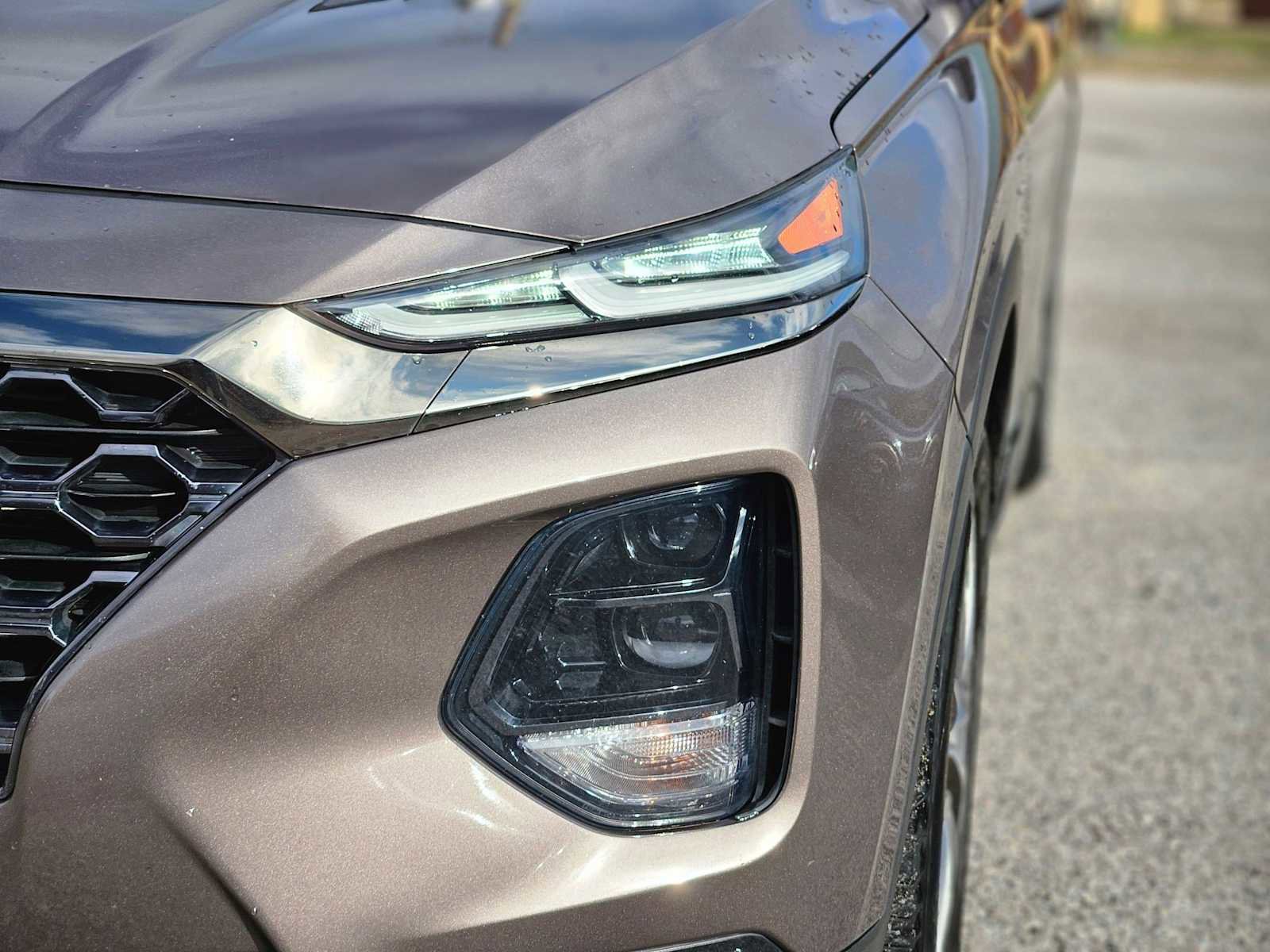 Used 2020 Hyundai Santa Fe Limited image 11