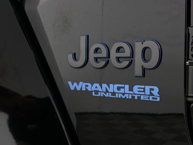 Used 2022 Jeep Wrangler Unlimited Rubicon 4xe w/ Cold Weather Group AWD/4WD image 32