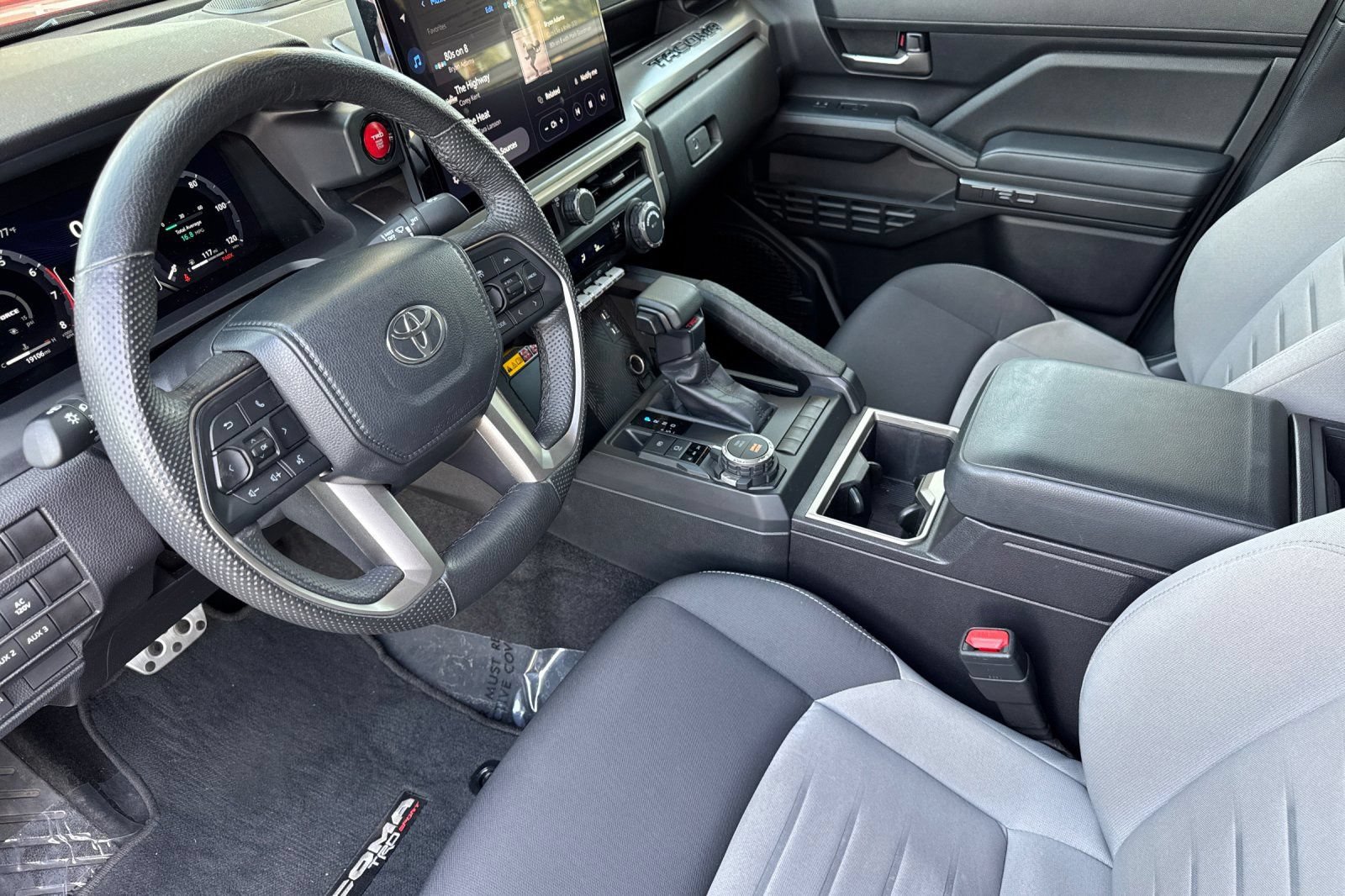 Used 2024 Toyota Tacoma TRD Sport w/ TRD Sport Upgrade Package AWD/4WD image 11