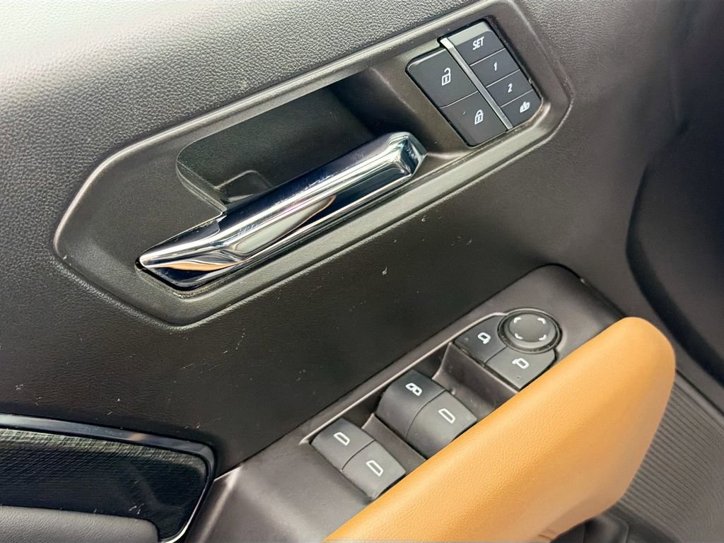 Used 2024 GMC Canyon AT4 w/ AT4 Premium Package image 18