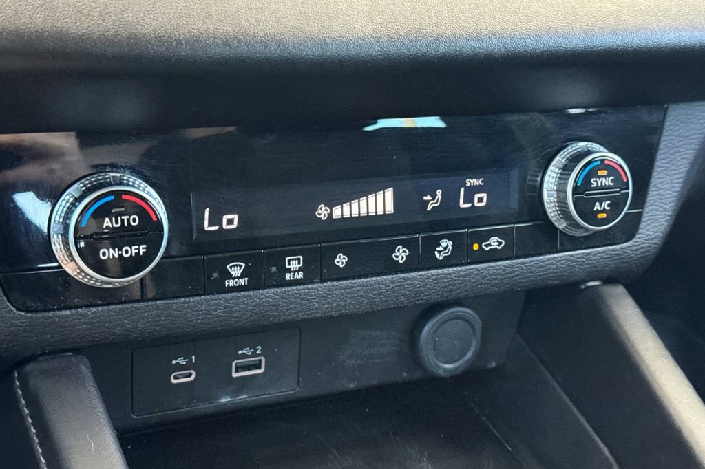 Used 2022 Mitsubishi Outlander ES FWD image 20