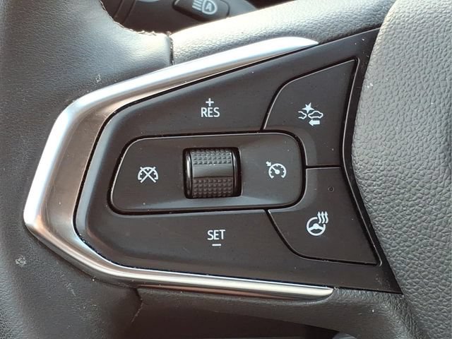 Used 2025 Chevrolet Trax ACTIV w/ Driver Confidence Package FWD image 25