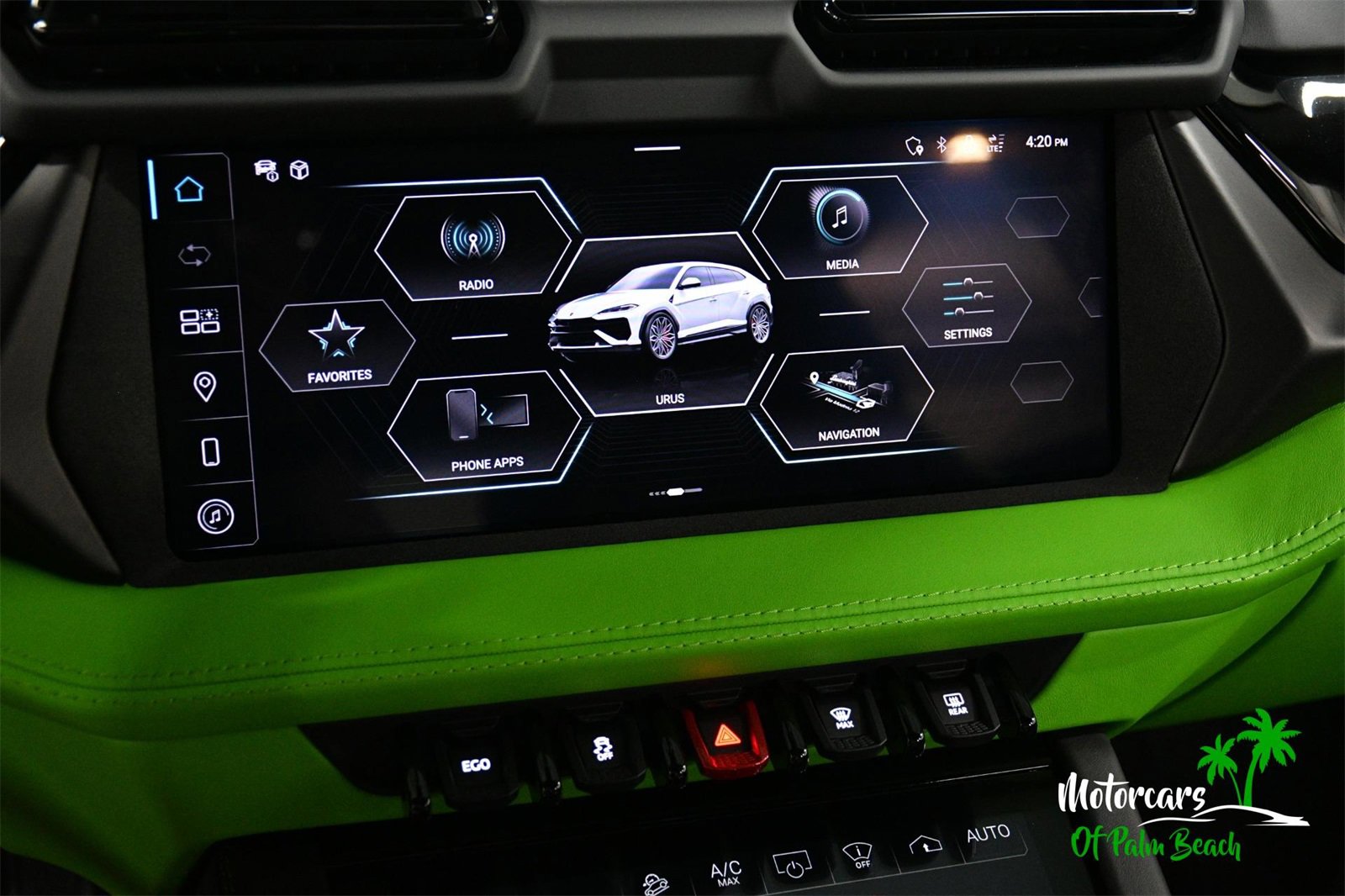 Used 2025 Lamborghini Urus SE image 35