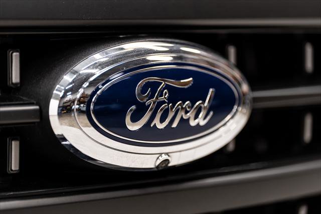 Used 2021 Ford F150 Lariat w/ Equipment Group 502A High image 24