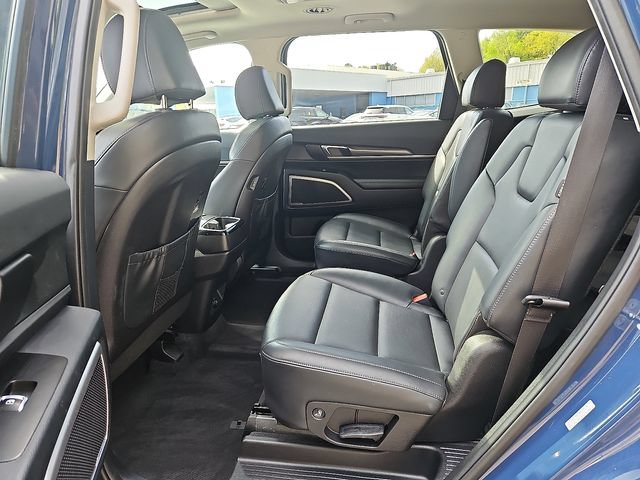 Used 2025 Kia Telluride S FWD image 12