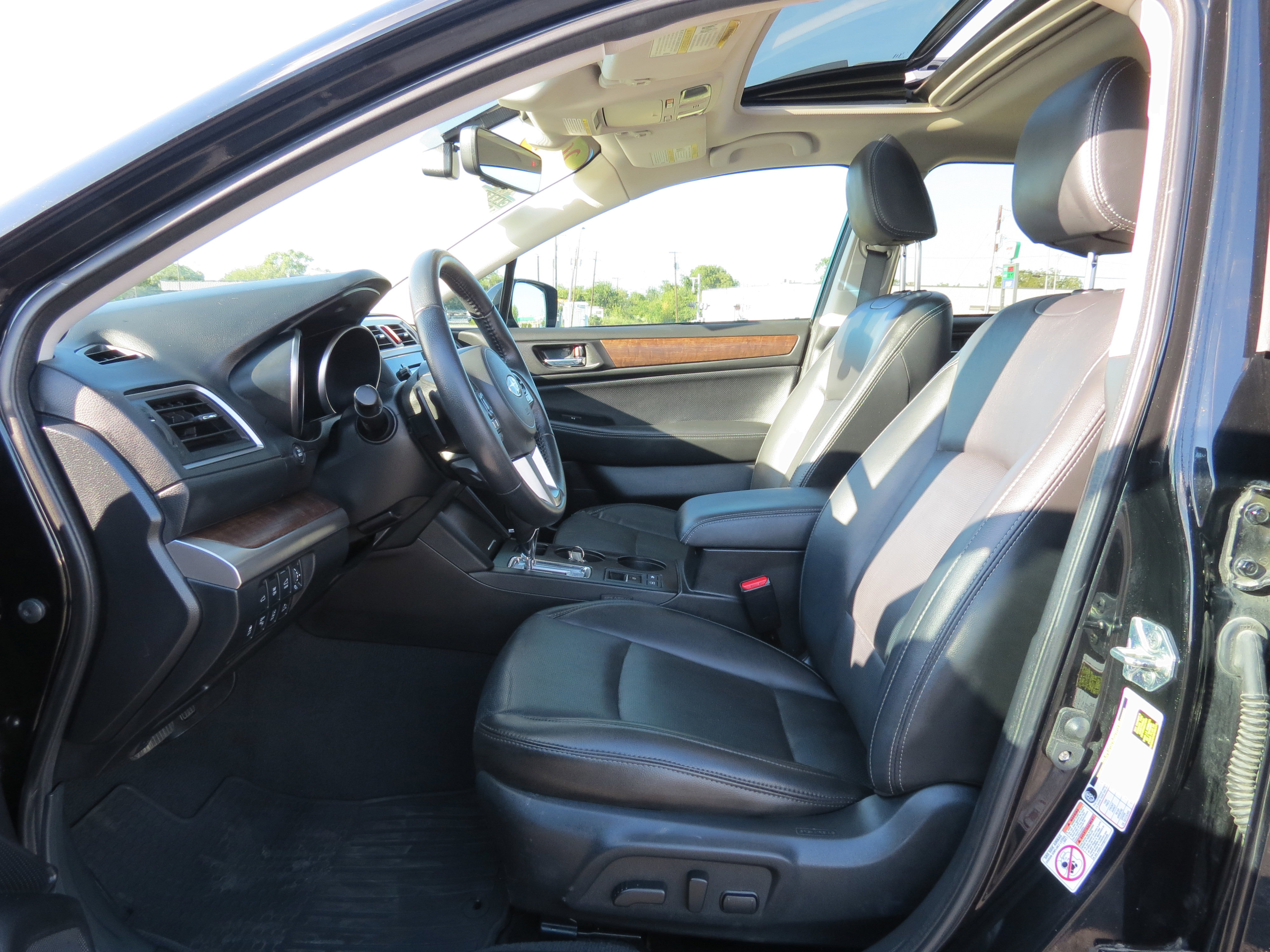 Used 2017 Subaru Outback 2.5i Limited image 34