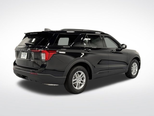 New 2026 Ford Explorer Active RWD image 8