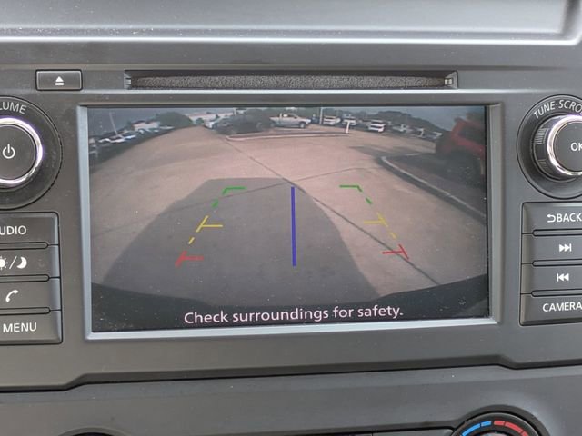 Used 2019 Nissan Titan SV image 21