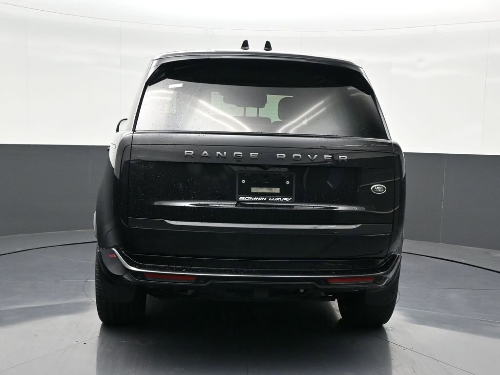 Used 2023 Land Rover Range Rover SE image 4