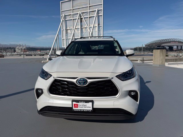 Certified 2022 Toyota Highlander Bronze Edition AWD/4WD image 9