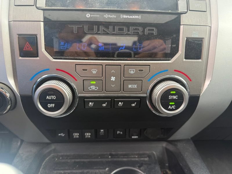 Used 2020 Toyota Tundra Platinum AWD/4WD image 11