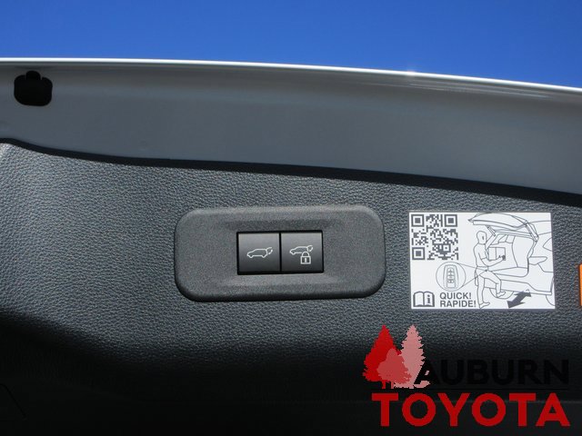 New 2026 Toyota Crown Signia image 5