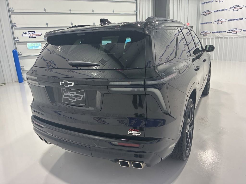 Used 2026 Chevrolet Traverse RS FWD image 7