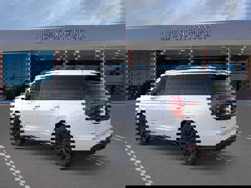 New 2025 Ford Expedition Platinum image 4