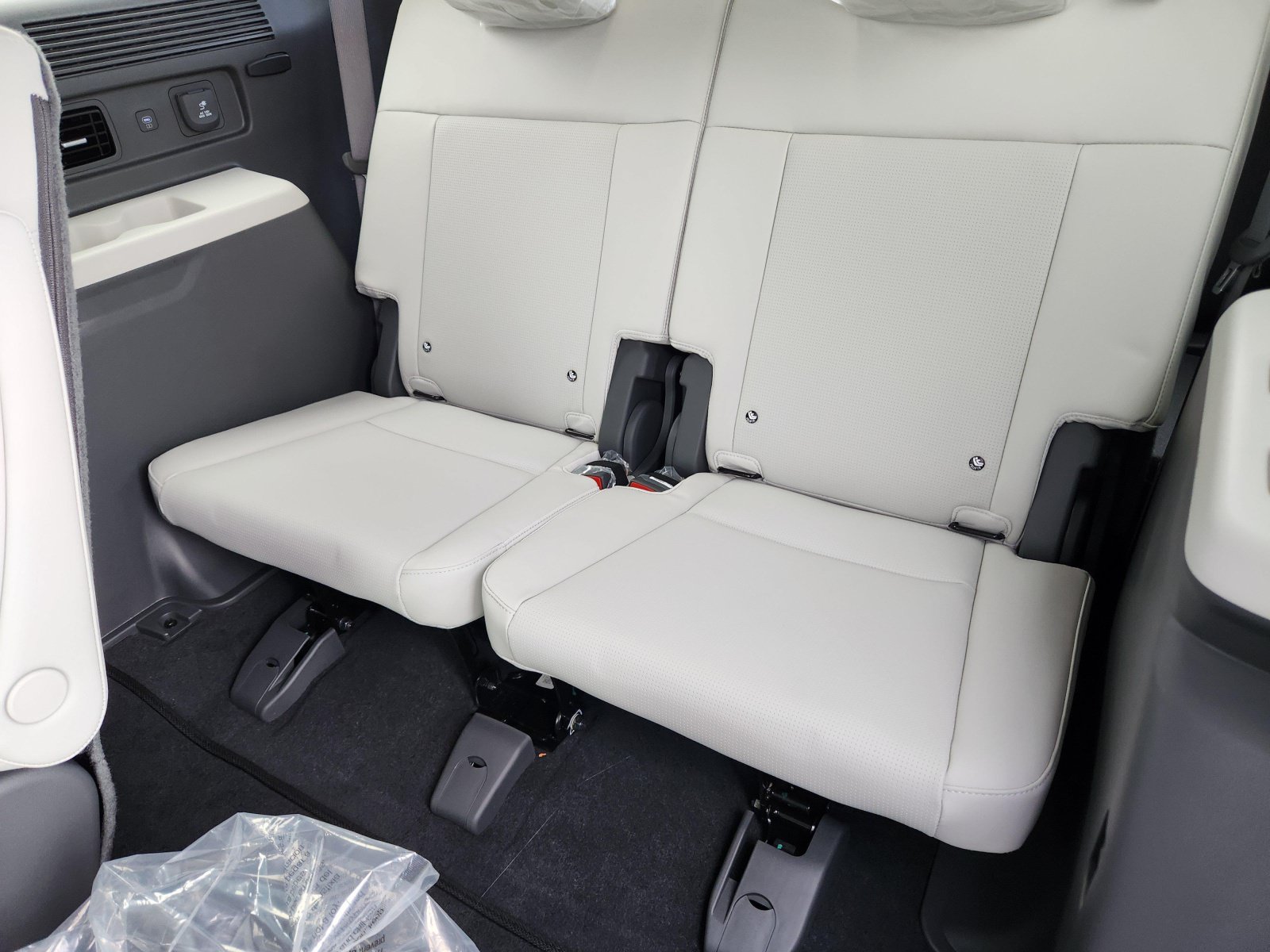 New 2026 Hyundai Santa Fe Calligraphy AWD/4WD image 13