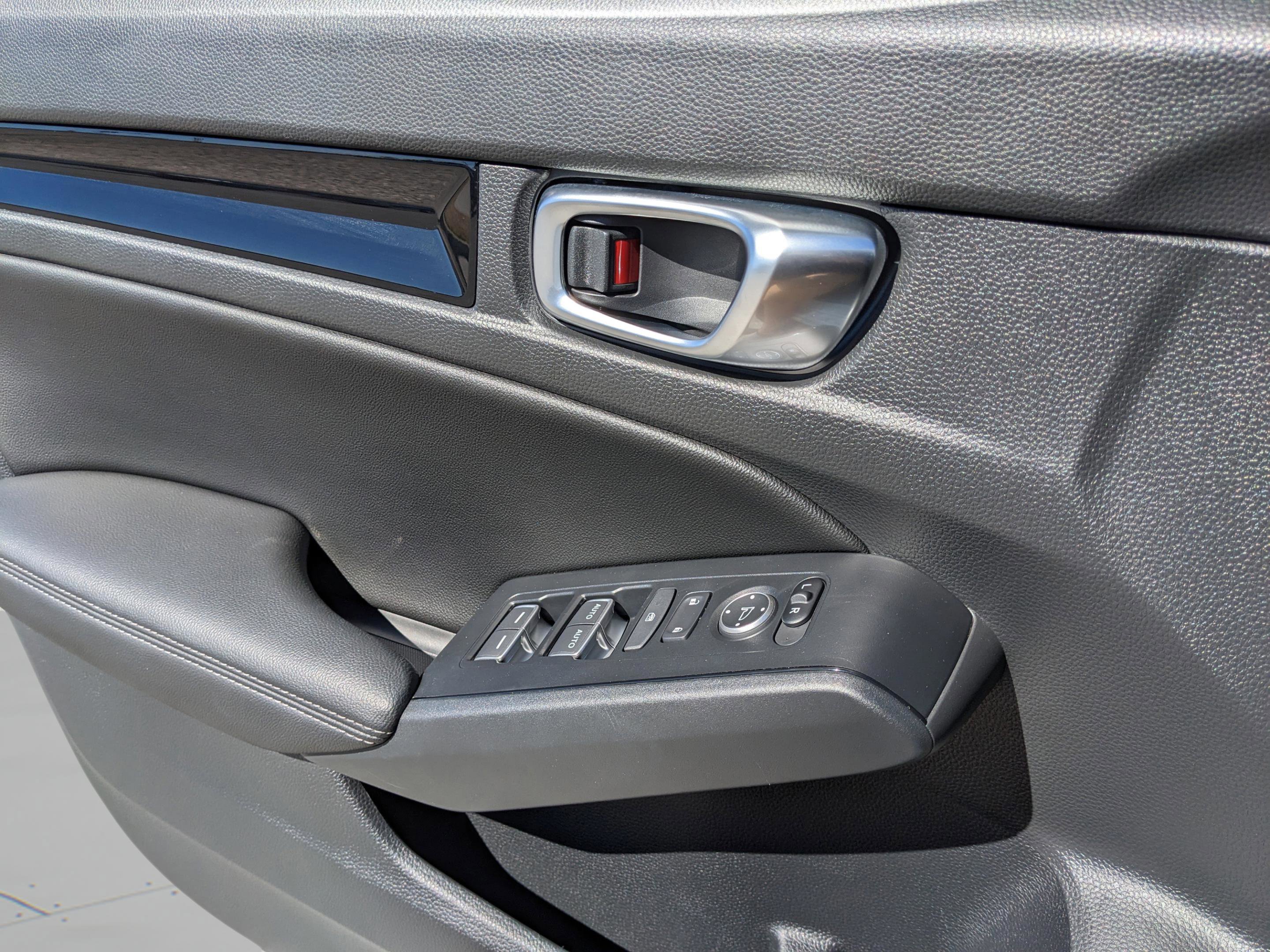 Used 2023 Honda Civic EX-L image 35