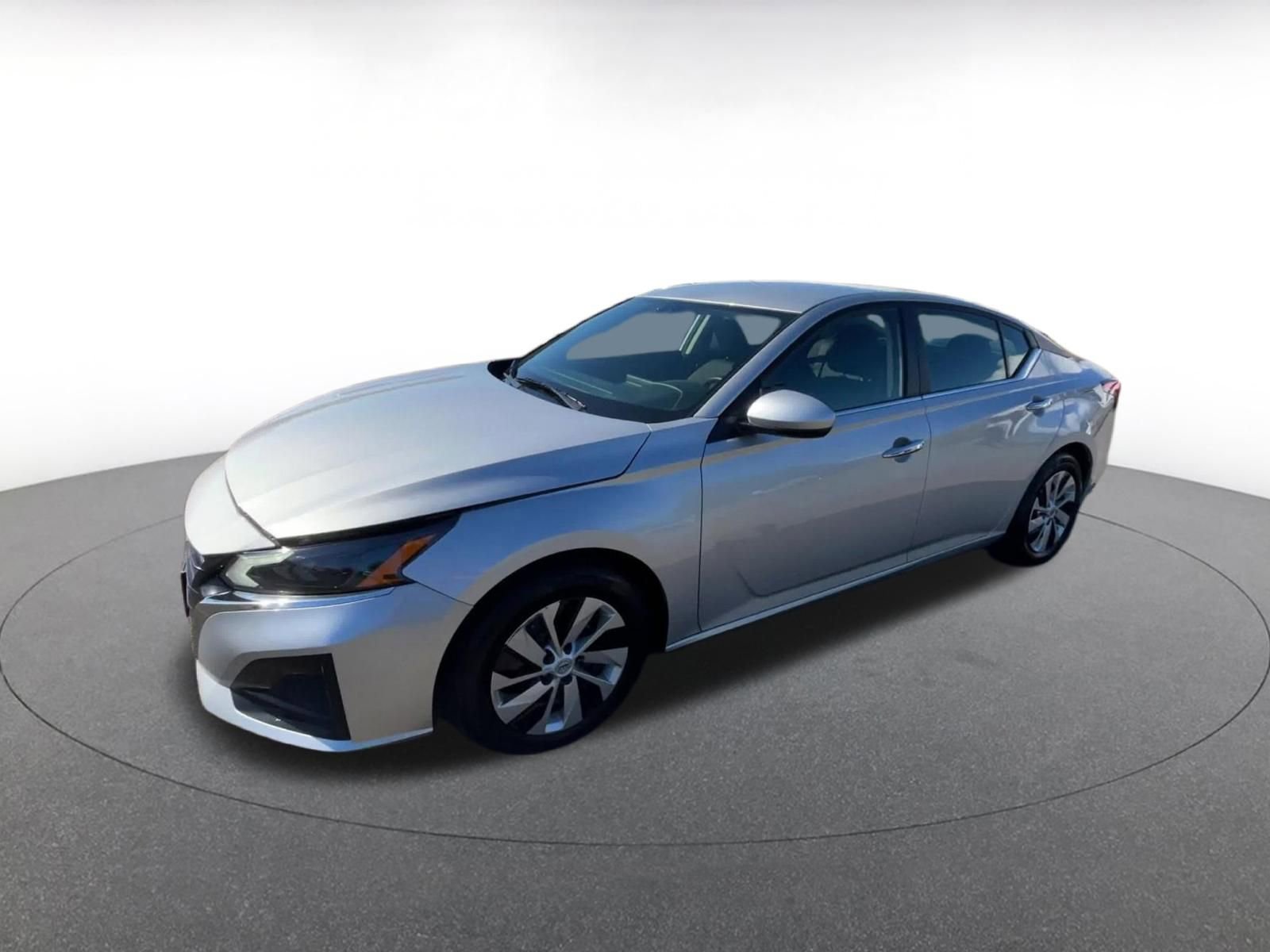 Used 2023 Nissan Altima 2.5 S FWD image 8