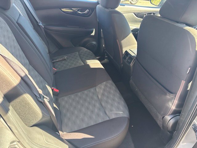 Used 2019 Nissan Rogue Sport SV FWD image 6