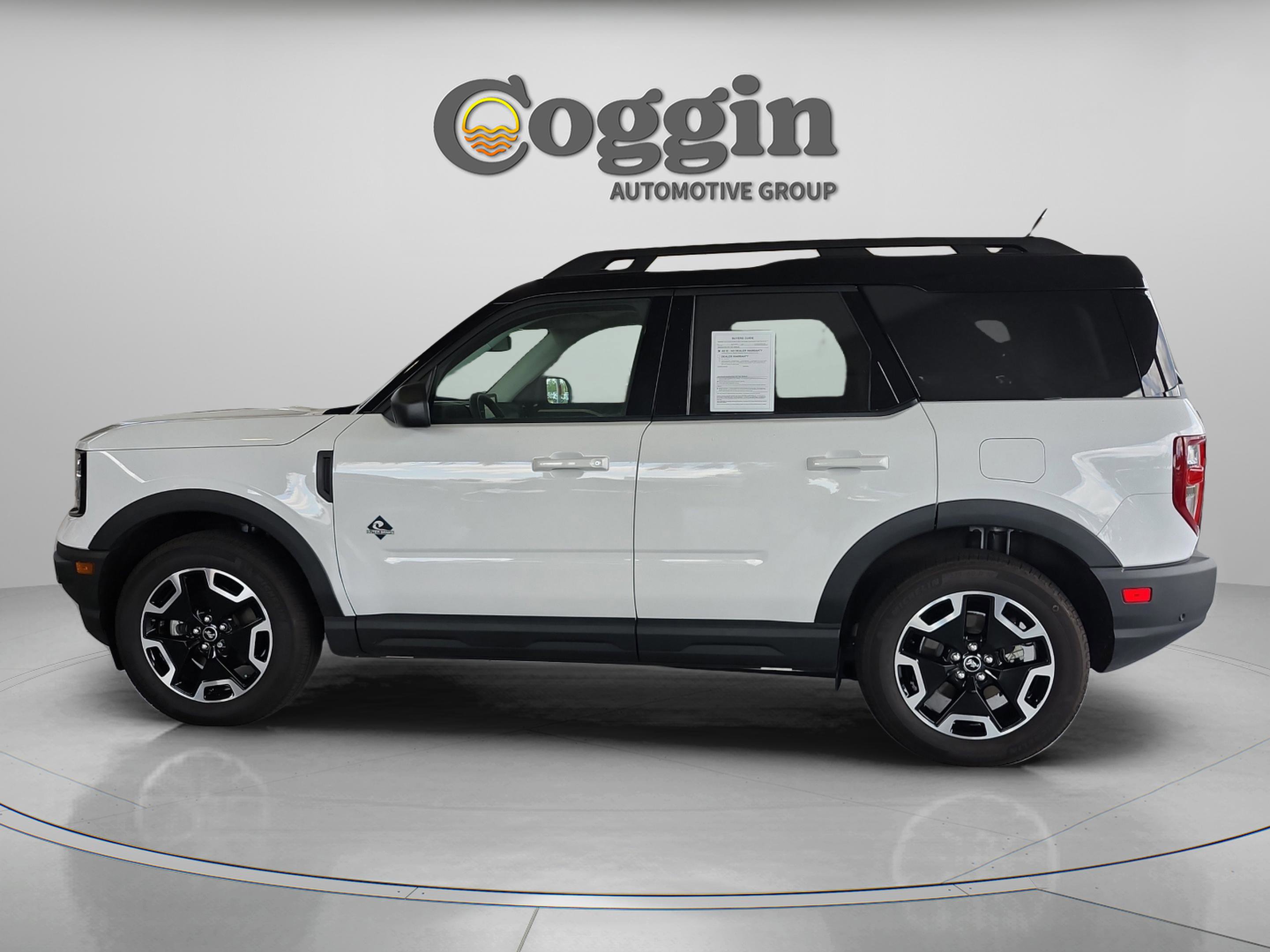 Certified 2024 Ford Bronco Sport Outer Banks w/ Tech Package image 2