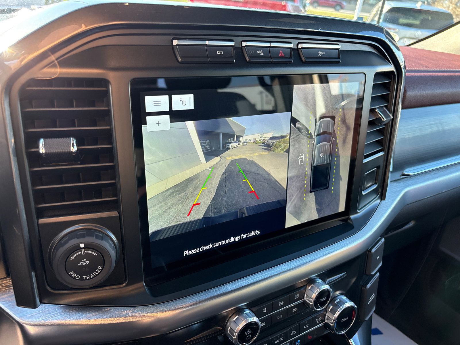 Used 2022 Ford F150 Lariat w/ Equipment Group 502A High image 21