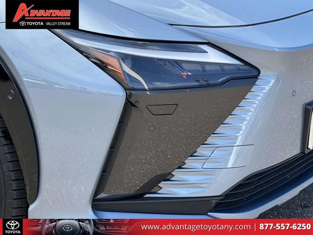 Used 2023 Lexus RZ 450e Premium w/ Accessory Package (2T) AWD/4WD image 11