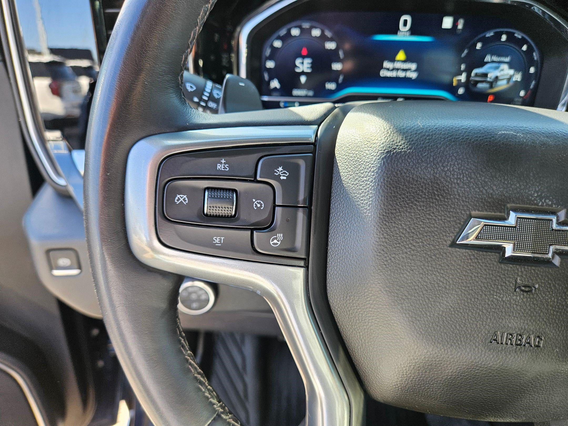 Used 2023 Chevrolet Silverado 1500 LT Trail Boss AWD/4WD image 17