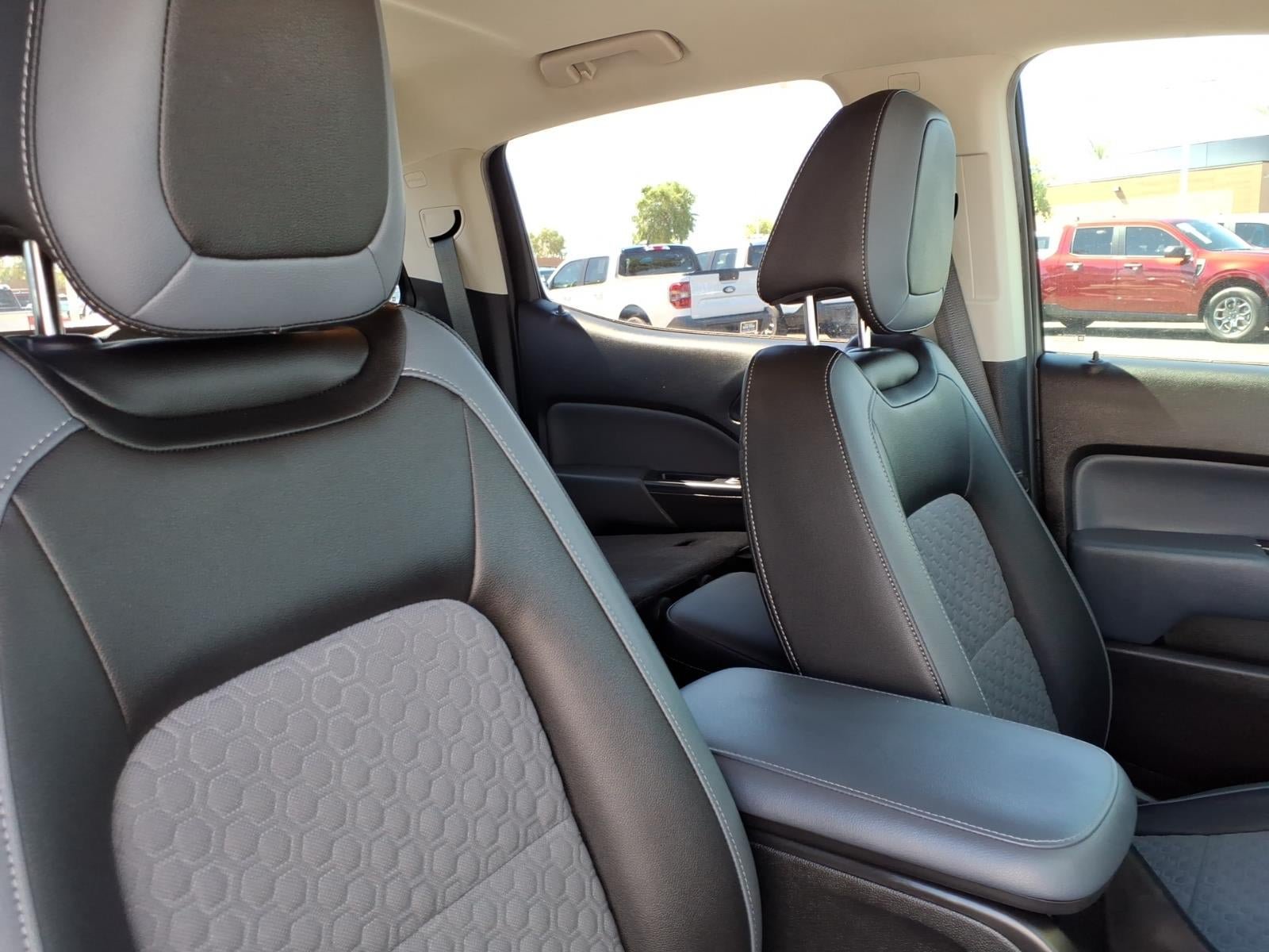 Used 2019 Chevrolet Colorado Z71 RWD image 12
