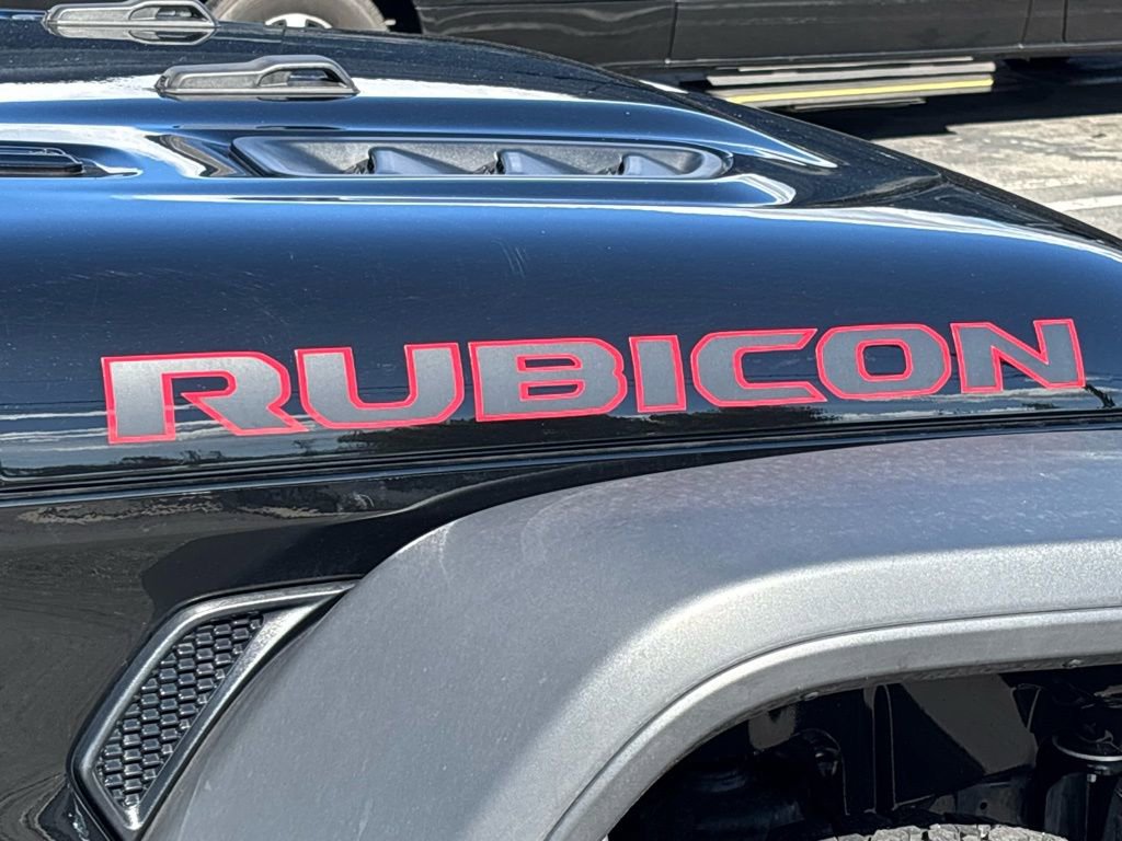 Used 2025 Jeep Wrangler Unlimited Rubicon image 6