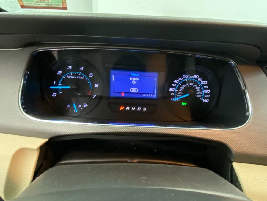 Used 2013 Ford Taurus SE image 29