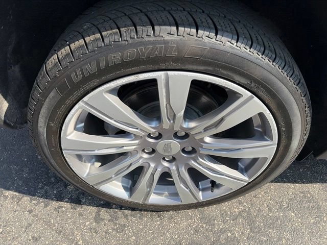Used 2020 Cadillac XT4 Premium Luxury AWD/4WD image 26