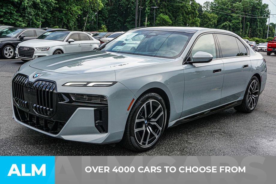 Used 2024 BMW 760i xDrive w/ Premium Package AWD/4WD image 3